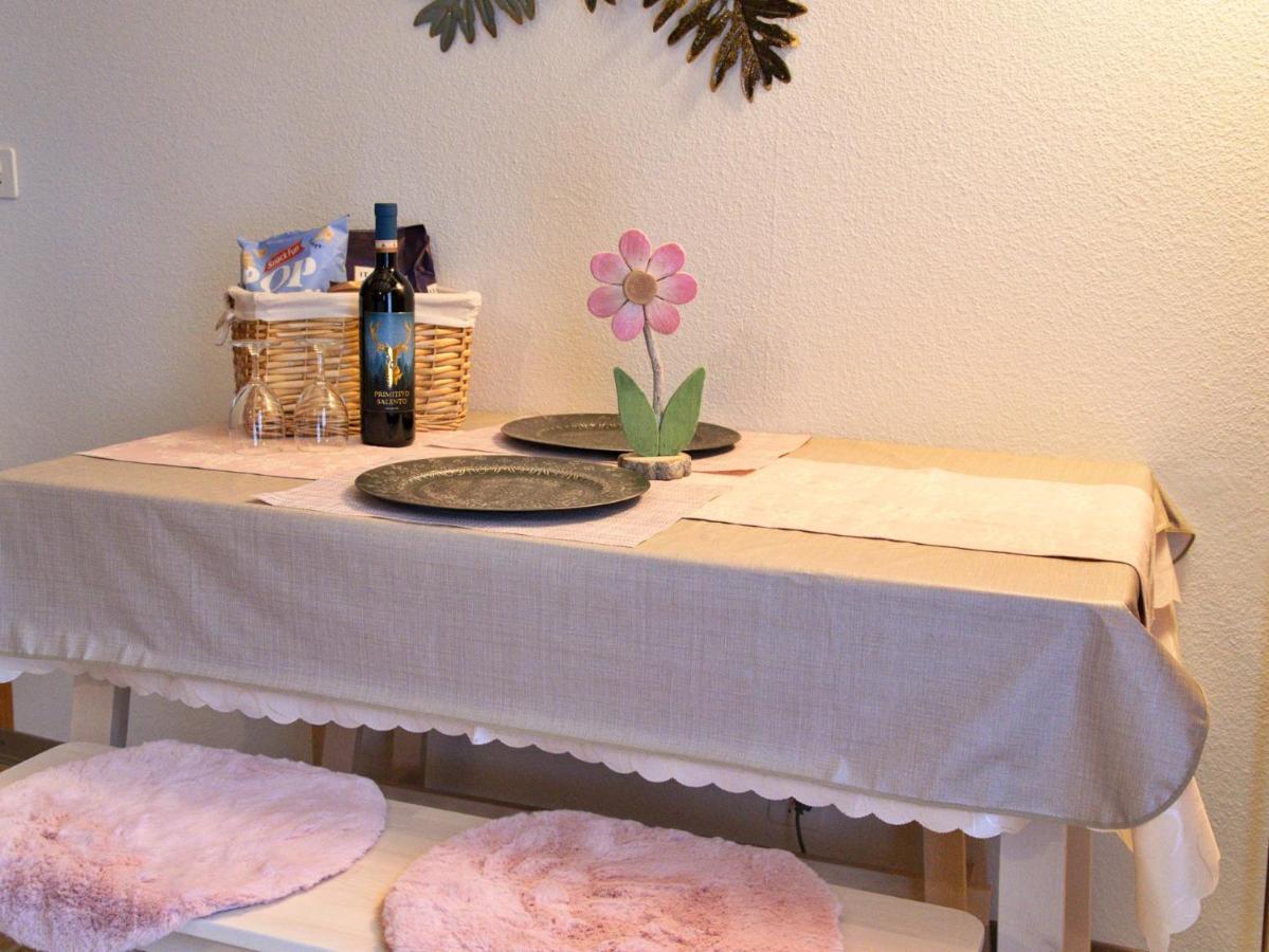 فيلا Spellbound A Romantic Hideaway For Adults Aged 18-35 لوتربرونن المظهر الخارجي الصورة